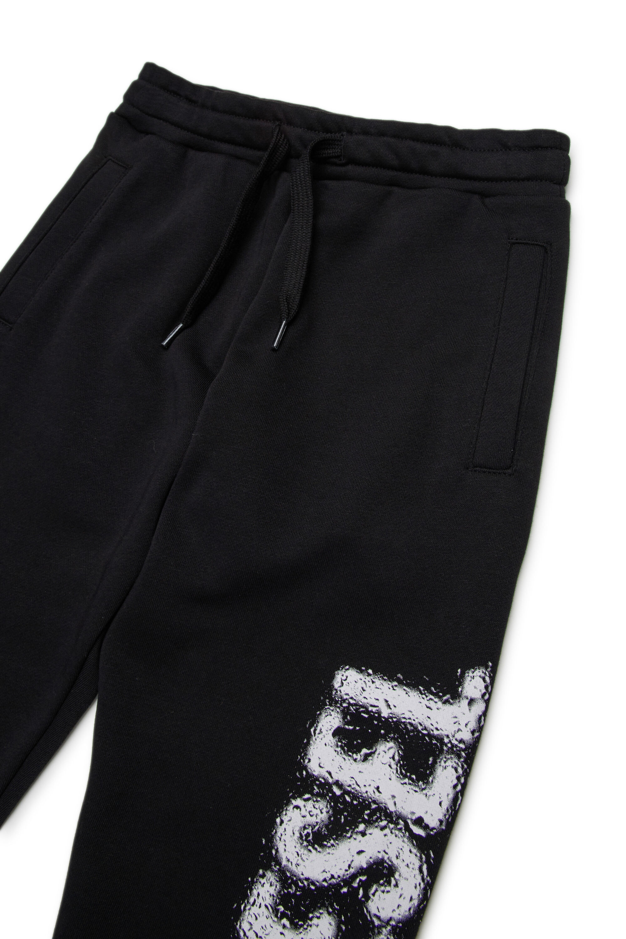 PANTLI, Negro